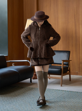 aww 连帽球球·毛绒质感复古荷叶边连帽设计外套/包臀裙