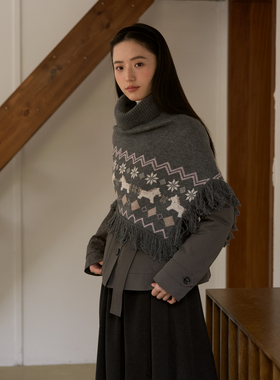 aww 百搭单品·高领流苏提花披肩