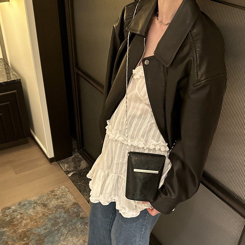 夏天链条手机包女斜挎20v24新款迷你小包包女高级感爆款小挎包,箱包皮具/热销女包/男包,手机包,淘宝优惠券,粉丝福利购,淘宝优惠卷