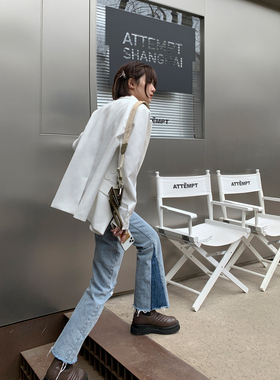 Xinlei Lin 浅色高腰牛仔裤女秋冬新款破洞裤宽松显瘦直筒裤裤子