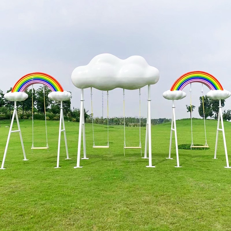 网红云朵秋千海边景区拍照引流景观道具玻璃钢卡通云朵吊椅定制