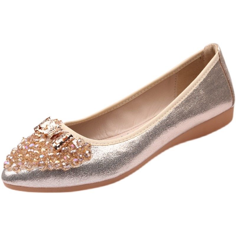 313233小码女鞋尖头浅口平底单鞋女春季新M款豆豆鞋一脚蹬水钻鞋,女鞋,浅口单鞋,淘宝优惠券,粉丝福利购,淘宝优惠卷