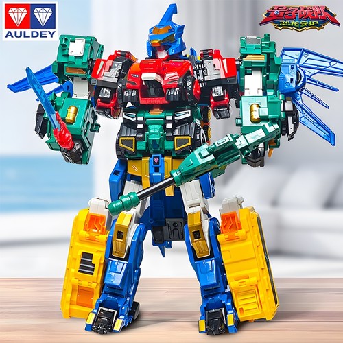 奥迪双钻量子战队五合体