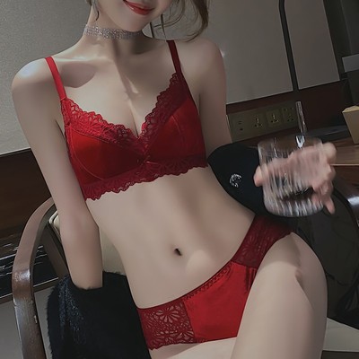 高档无钢圈内衣裤套装o女红色本命年聚拢加厚文胸调整型小胸罩上