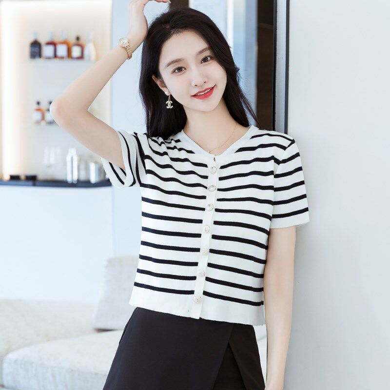 黑白条纹女士短袖t恤夏季 洋气冰丝针织衫百搭高腰小个子短款上衣