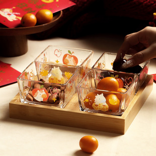 稀缺质感马年新款高颜值四宫格零食摆放盘零食盘干果盘客厅茶几家