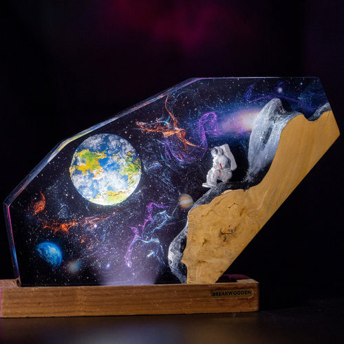 稀缺质感宇航员航天器树脂木灯星际太空河主题环氧树脂夜灯设计家