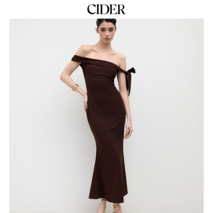 CIDERchic优雅风露肩蝴蝶结一字肩长款收腰连衣裙114444307