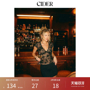 CIDER秋季新品肌理碎花V领蕾丝拼接短款上衣115154764