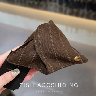 韩版 气质鲨鱼夹优雅气质发夹发饰 栗色系条纹布艺三角抓夹新款