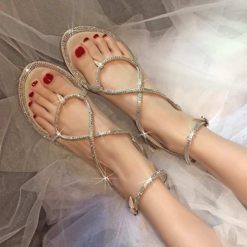 西双版纳凉鞋女款2024夏季绑带罗马鞋平底泰国三亚海边度假沙滩鞋