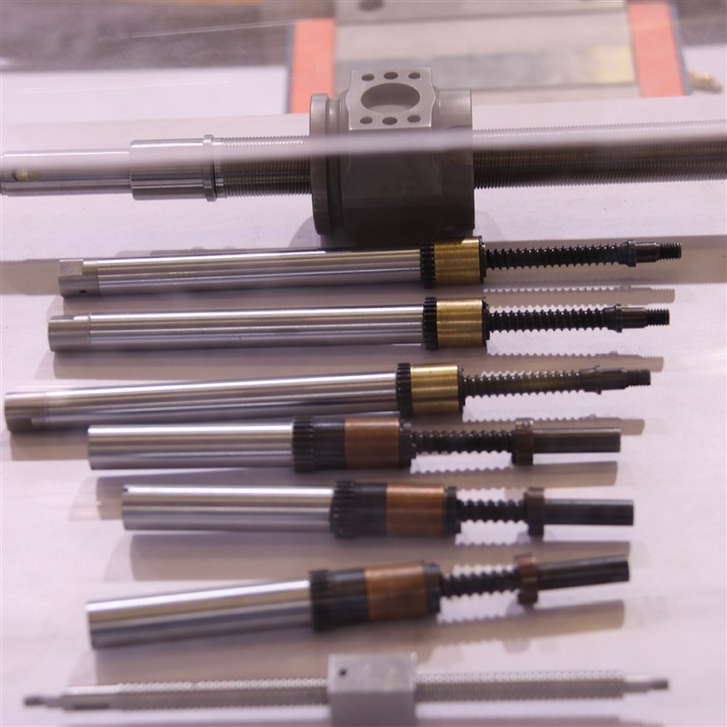 双螺母低噪音轴承螺母螺杆 国产不锈钢自动机械用滚珠丝杆