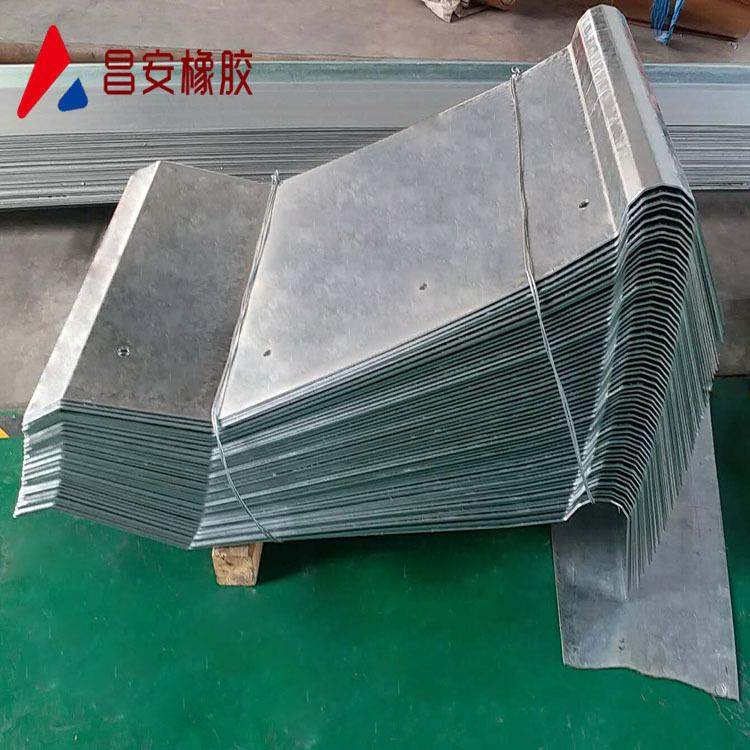 公路桥梁伸缩缝钢遮板护板热镀锌不锈钢钢盖板桥台防撞墙用防护板,金属材料及制品,变形缝,淘宝优惠券,粉丝福利购,淘宝优惠卷