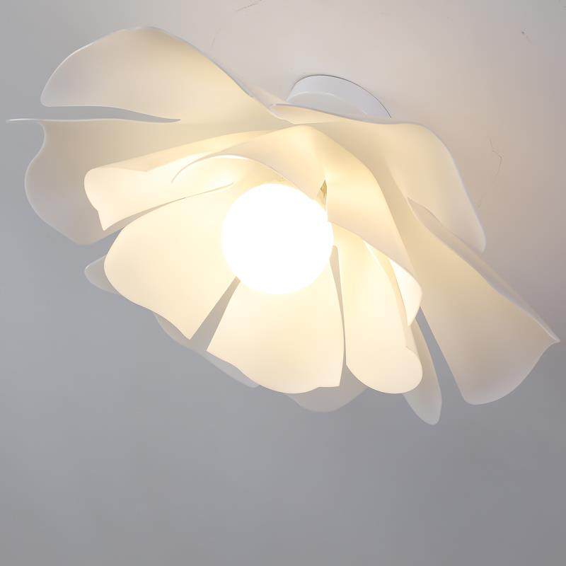 网红花朵吸顶灯温馨浪漫儿童房卧室灯简约现代玄关走廊过道阳台灯