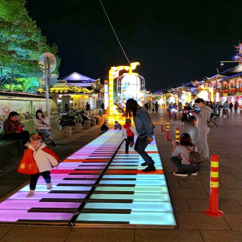 led钢琴地砖灯重力感应脚踩地板灯定制跃动格子深渊地埋灯彩色跑