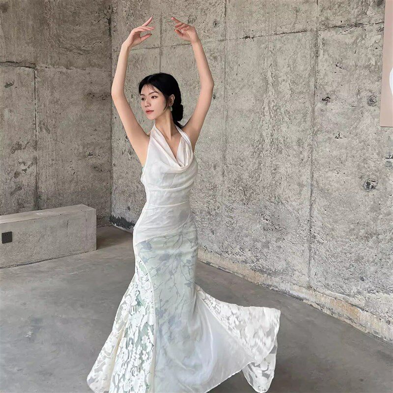 恣肆 独立艺术家-古典琴肃穆曲白绿套裙清冷感气质连衣裙小众设计