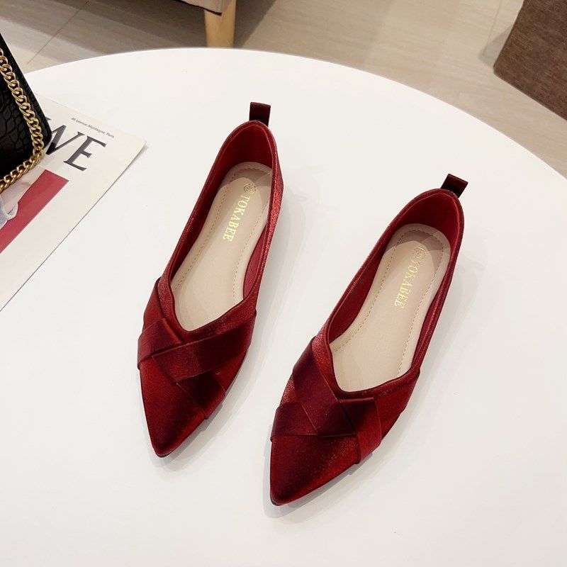 春秋季2023新款瓢鞋软底尖头浅口布面伴娘婚鞋红色平跟平底女单鞋,女鞋,浅口单鞋,淘宝优惠券,粉丝福利购,淘宝优惠卷
