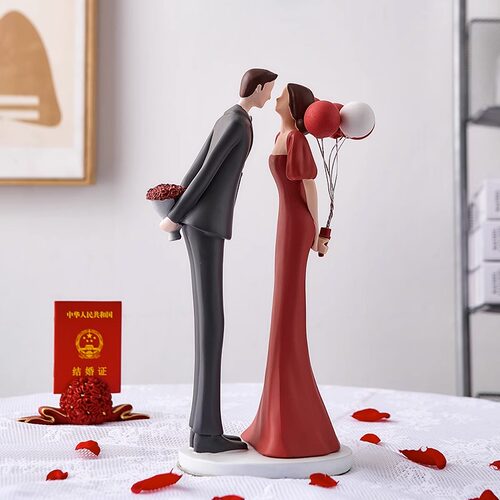轻奢小众级情侣摆件新婚结婚礼物送新人闺蜜档实用婚房装饰品