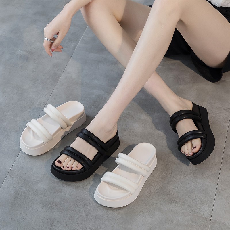 韩版百搭牛皮拖鞋女夏外穿沙滩鞋2025夏季新款厚底凉拖女真皮中跟