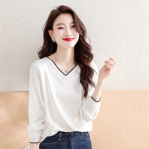 V领织带拼接长袖T恤女春秋2025新款设计感简约休闲宽松显瘦打底衫