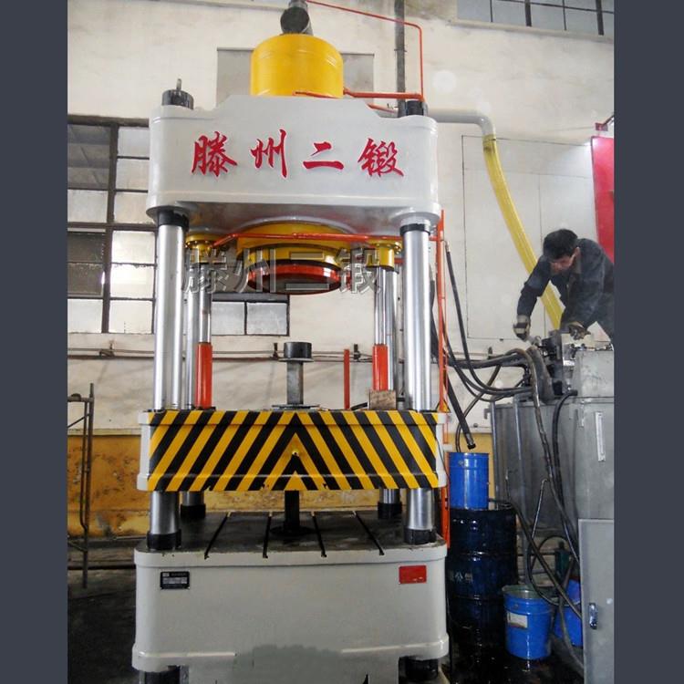 供应四柱三梁伺服液压机锻压机石墨烯坩埚粉末成型漏粪板压制成型