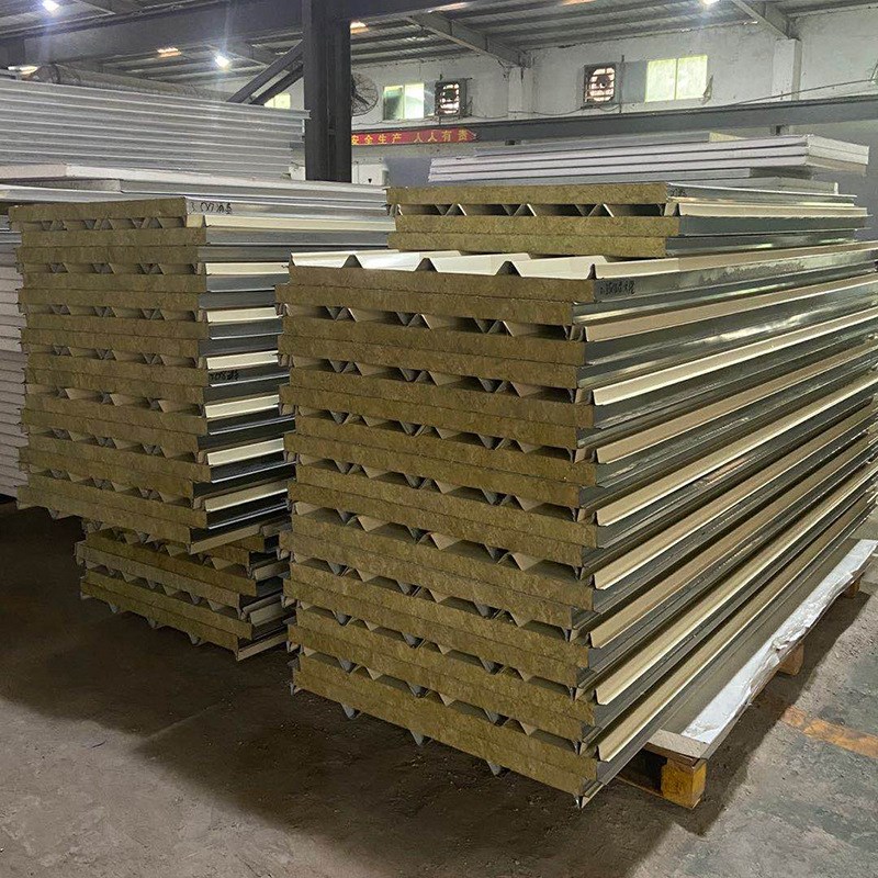 岩棉夹芯彩钢瓦复合夹芯瓦厂房外墙养殖场仓库屋顶隔热瓦保温板