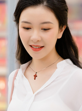 佛尘轩木质十字架项链男女红色黑色天然檀木冷淡风锁骨链情侣一对