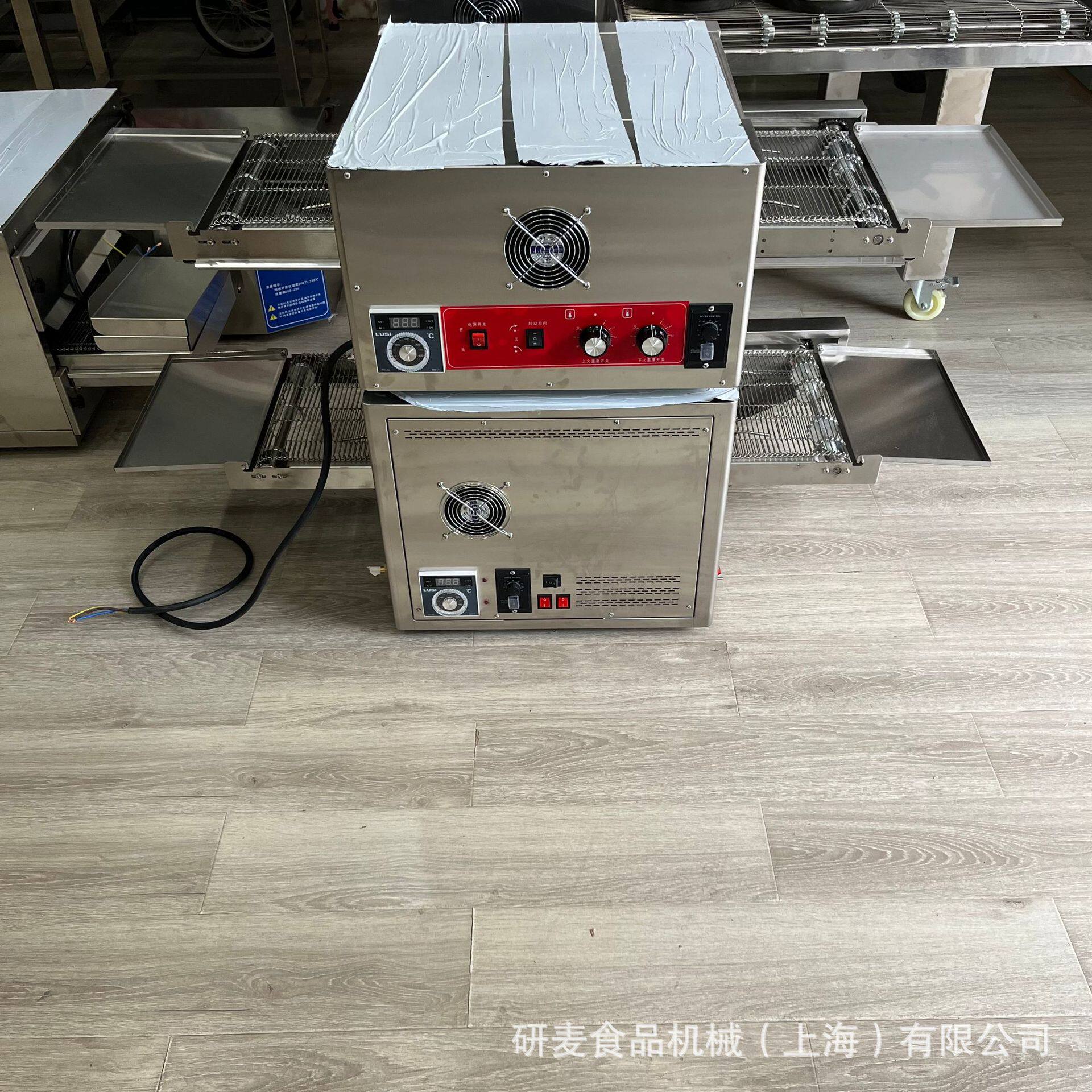 履带式披萨烤炉12寸18寸32寸披萨炉商用传送式烤炉链条式