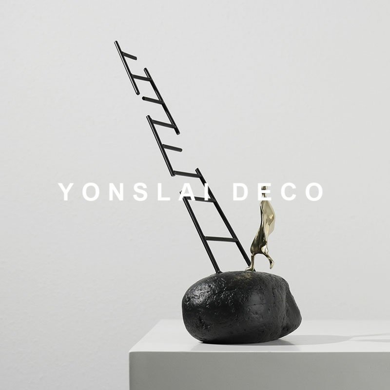 现代简约金属人物摆件抽象雕塑装饰品样板间玄关客厅家居软装摆设,家居饰品,装饰摆件,淘宝优惠券,粉丝福利购,淘宝优惠卷