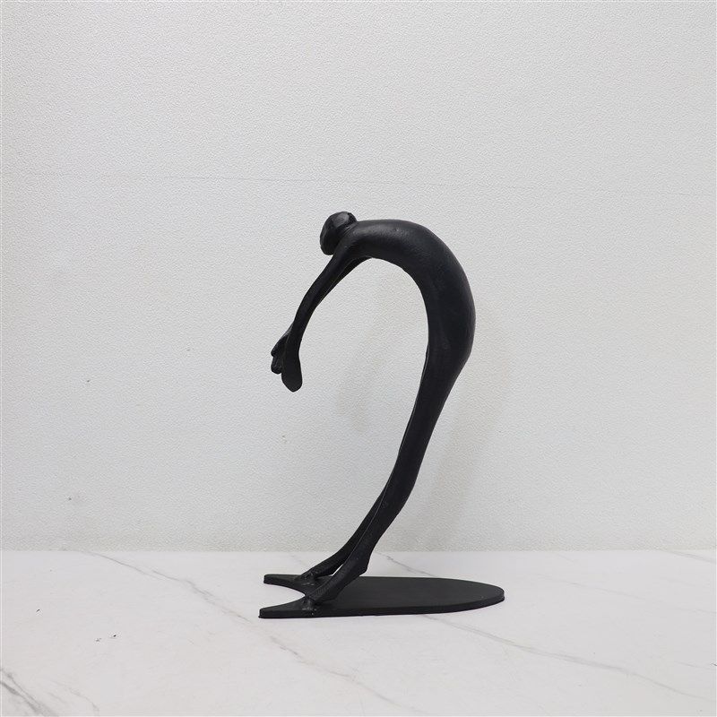 欧式创意金属弯腰人物摆件电视柜客厅玄关样板房办公室家居装饰品,家居饰品,装饰摆件,淘宝优惠券,粉丝福利购,淘宝优惠卷