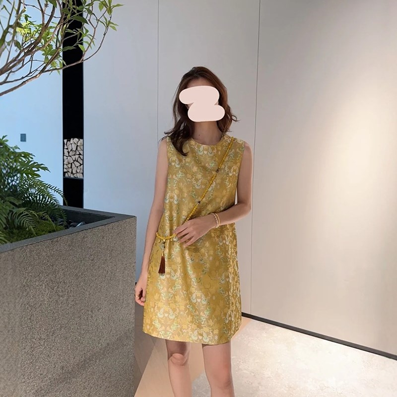 新中式国风复古轻奢连衣裙女夏季新款高级感超好看黄色旗袍裙
