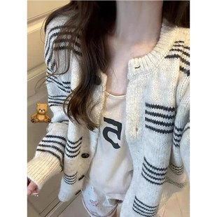 韩系软糯慵懒风条纹毛衣外套女秋冬季高级感宽松显瘦针织开衫上衣