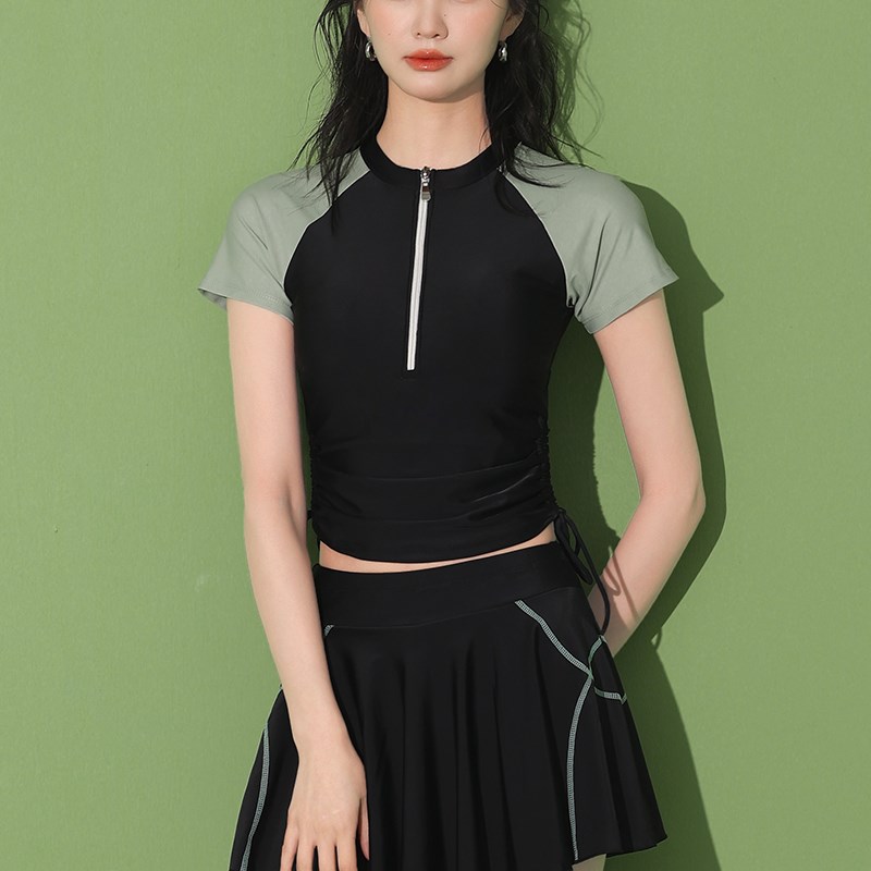 泳衣女夏分体2022新款爆款保守B显瘦遮肚高级感裙式平角运动游泳