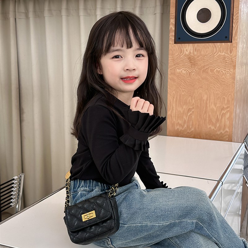 依依妈儿童春装韩版黑色圆领打底衫女童宝宝N设计感百褶袖内搭上图片
