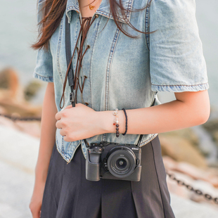 摄侣适用尼康Z30保护套ZF皮套Z63相机包Z50二代相机套zfc半套Z5底座z72保护壳微单数码 饰配件 z62Nikon真皮装