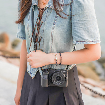 摄侣适用尼康Z30保护套ZF皮套Z63相机包Z50二代相机套zfc半套Z5底座z72保护壳微单数码z62Nikon真皮装饰配件