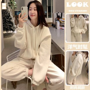 孕妇秋装套装2024新款时尚休闲连帽卫衣春秋款运动裤子秋季两件套