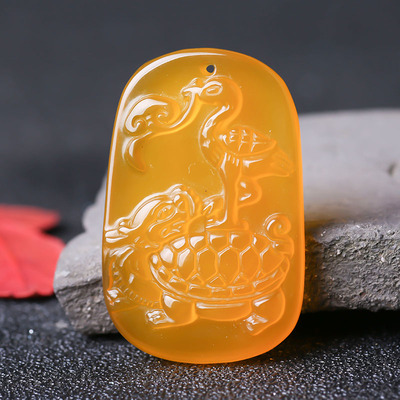 天然黄玉髓玄武独占鳌吊坠招财玉坠龙龟挂件男女仙鹤转运项链玉牌