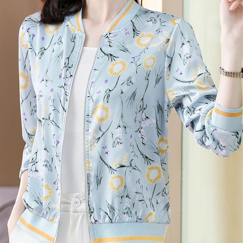 中年妈妈2024春季新款真丝休闲夹克衫棒球服小个子春秋女士短外套