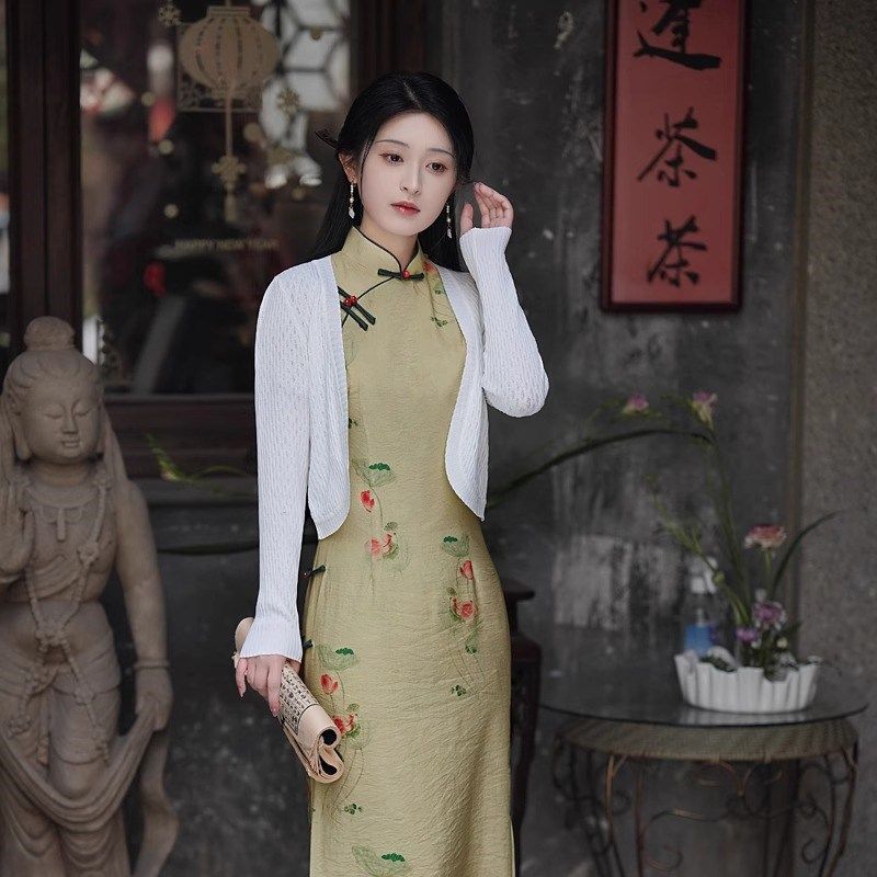 白色薄款针织披肩开衫小外套搭配旗袍连衣裙春秋短款长袖百搭均码