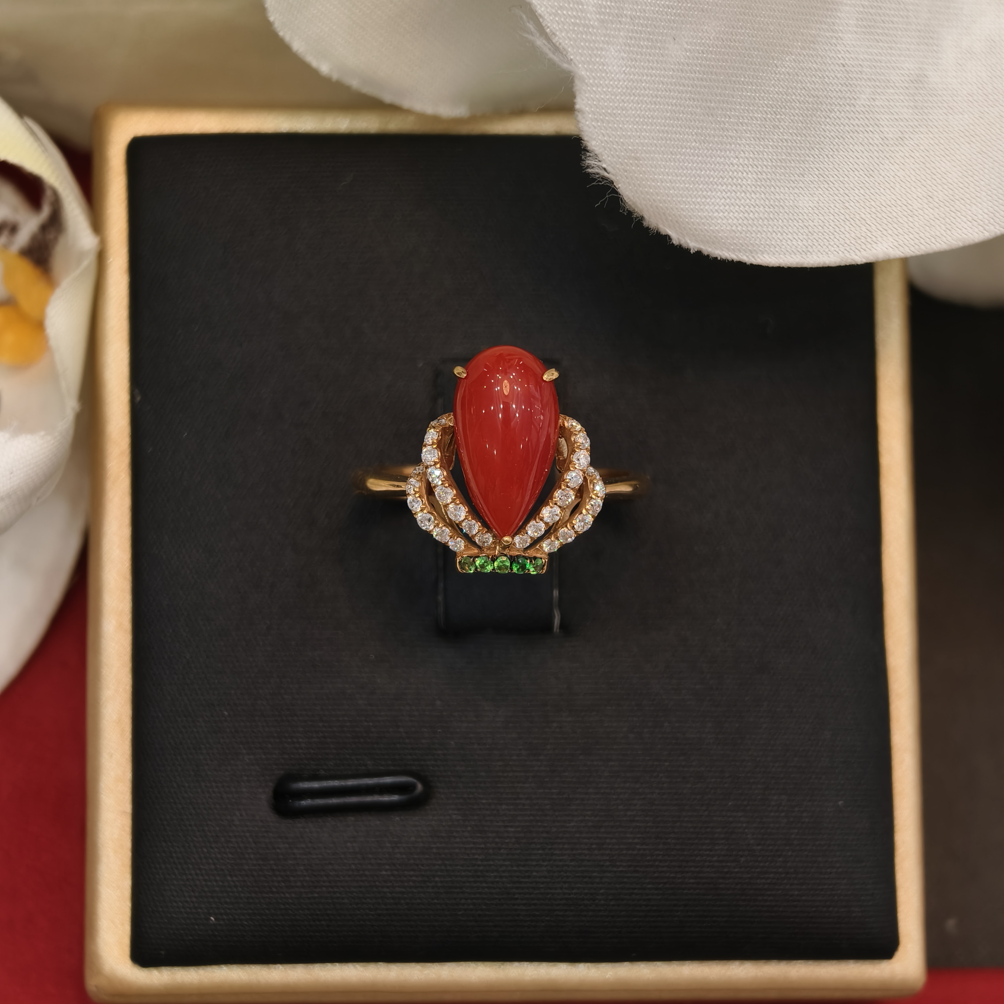 润石珠宝金750珊瑚戒指 11# 1600020214