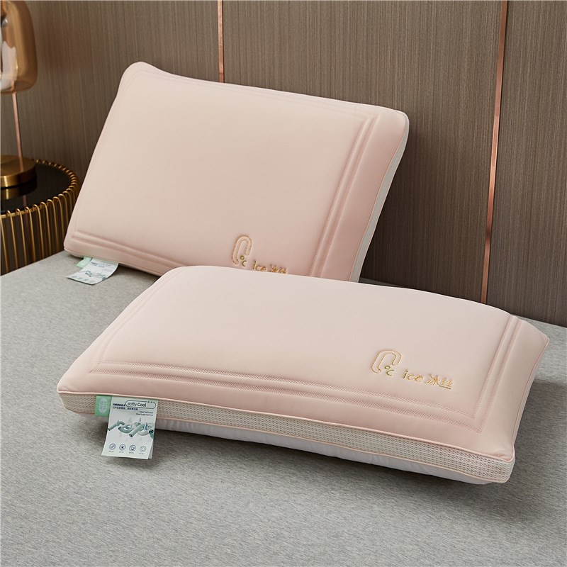 冰丝乳胶片面包枕48x74cm枕头枕芯羽丝绒不塌陷可机洗枕