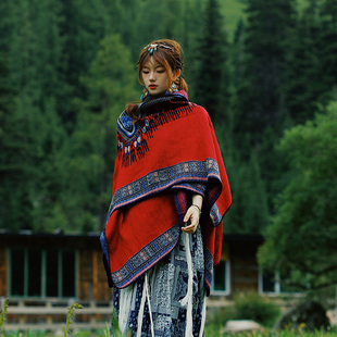 拍照敲好看~g大西北旅行超大外搭披肩女民族风红色围巾冬斗篷披风