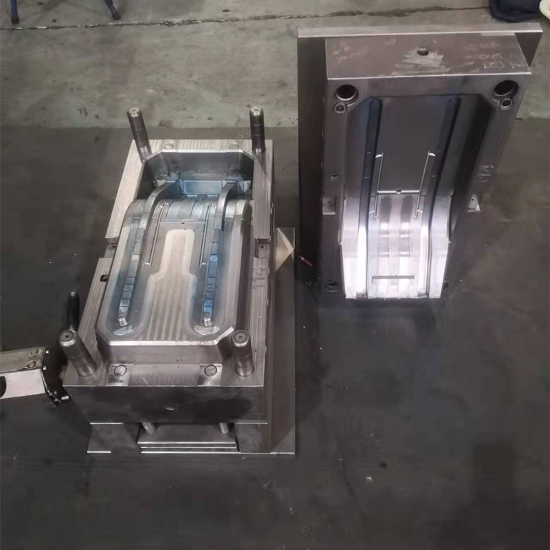 黄岩塑料注塑童车件模具厂家