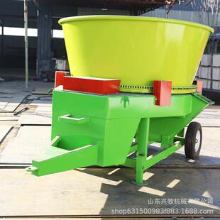 牵引式上出料秸秆粉碎机红薯秧稻草除尘打糠机自动进料干草粉草机
