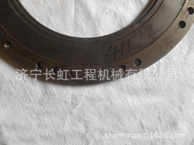 山推SD32推土机配件直供终端：山推配件175-15-41172垫板