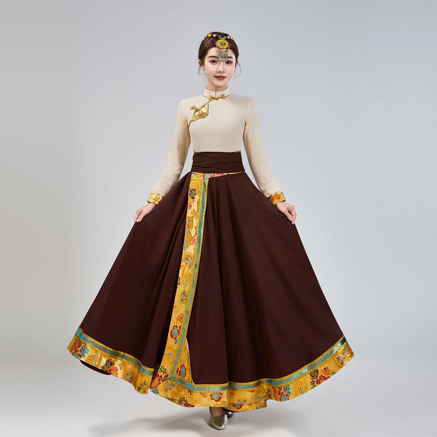 藏族锅庄舞蹈新款半身裙演出服艺考练习广场表演学生民族风大摆裙