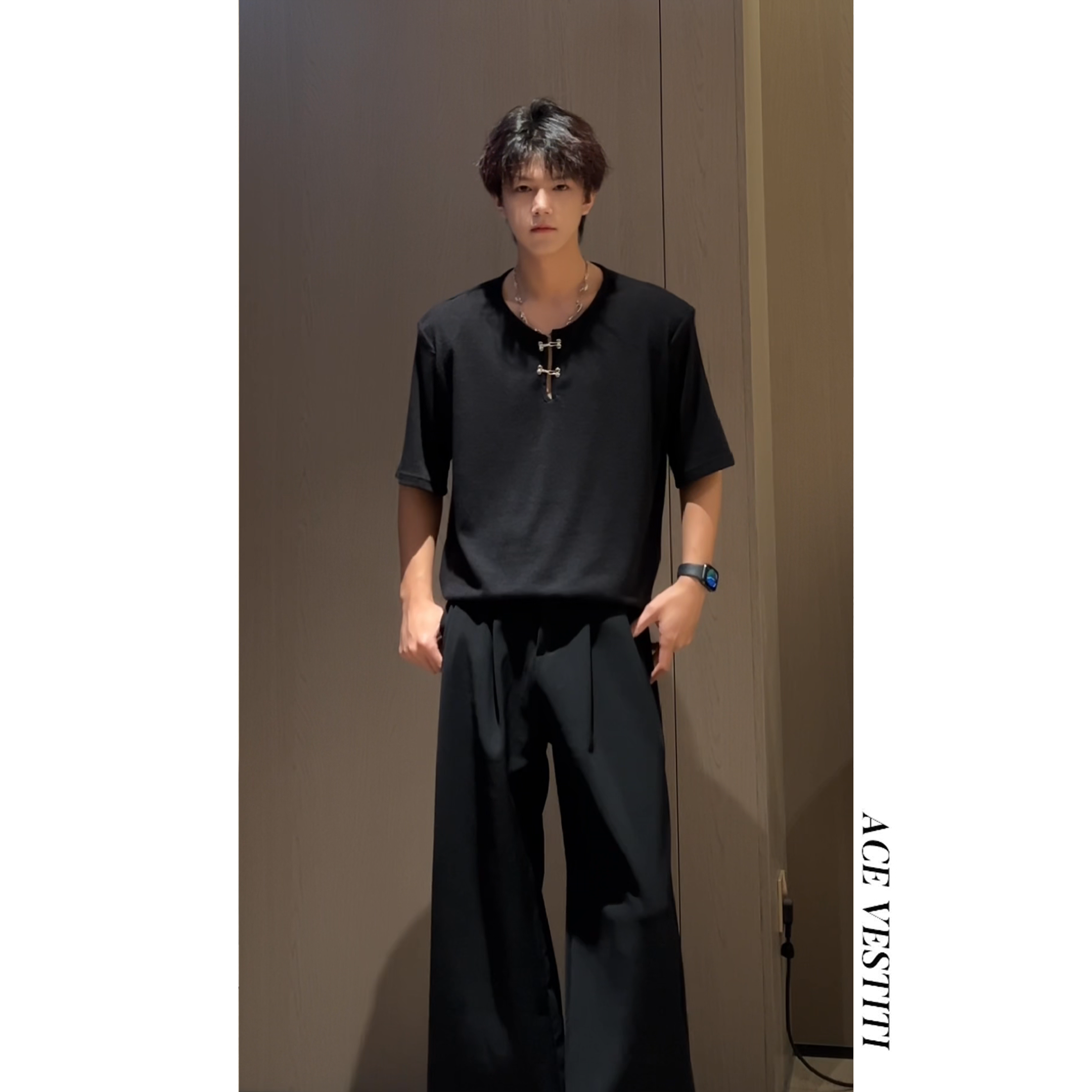 ACE VESTITI韩式简约坑条纹宽松垂坠感短袖上衣金属扣设计T恤