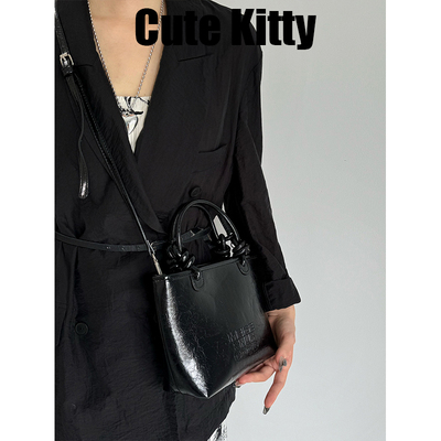 Cute Kitty手提银色包包女时尚韩国小托特包百搭斜挎菜篮子水桶包