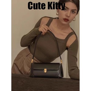 CK旗舰店女包大几十款